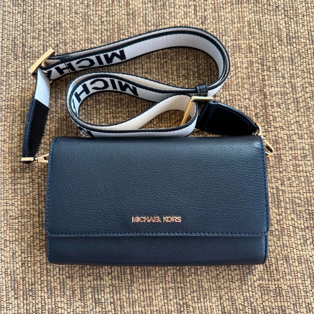 Michael Kors Jet Set Item Large Zip Around Wallet Crossbody Bag